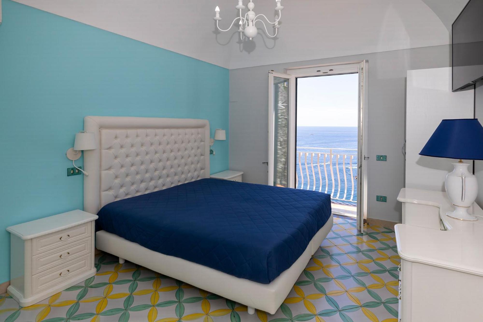 Apartments Amalfi Design Sea View Accessible By 250 Steps Eksteriør billede