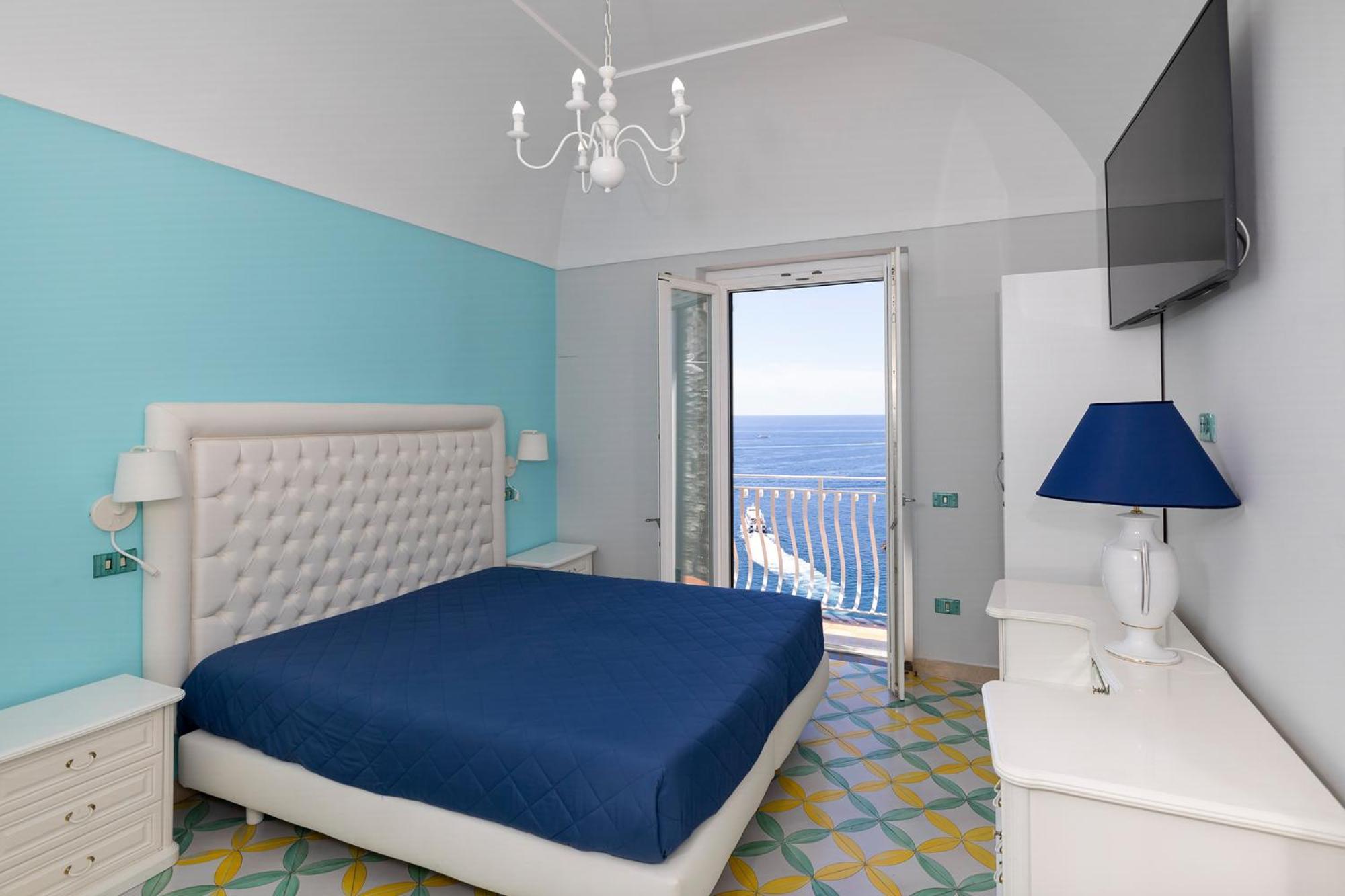 Apartments Amalfi Design Sea View Accessible By 250 Steps Eksteriør billede
