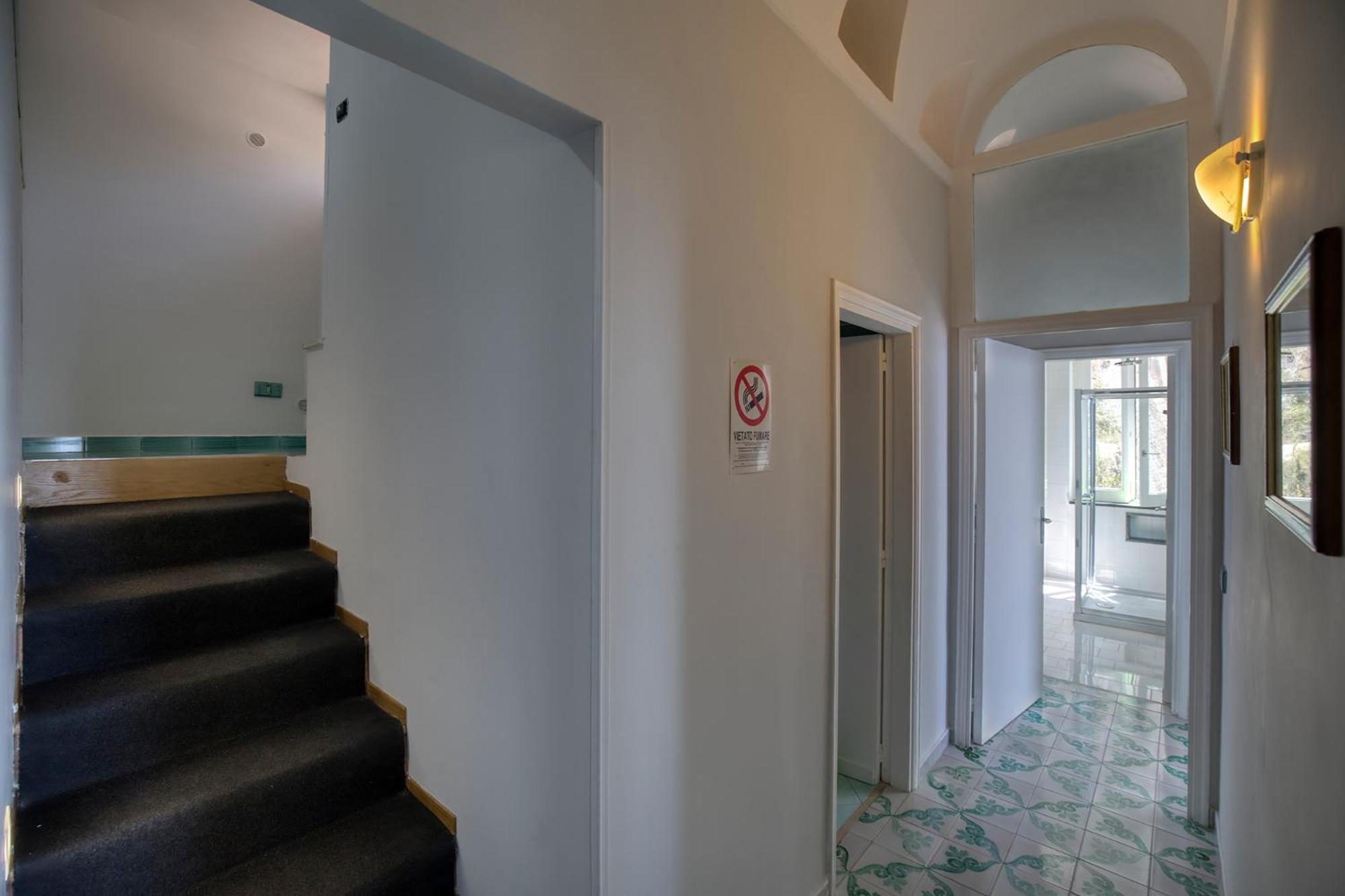 Apartments Amalfi Design Sea View Accessible By 250 Steps Eksteriør billede