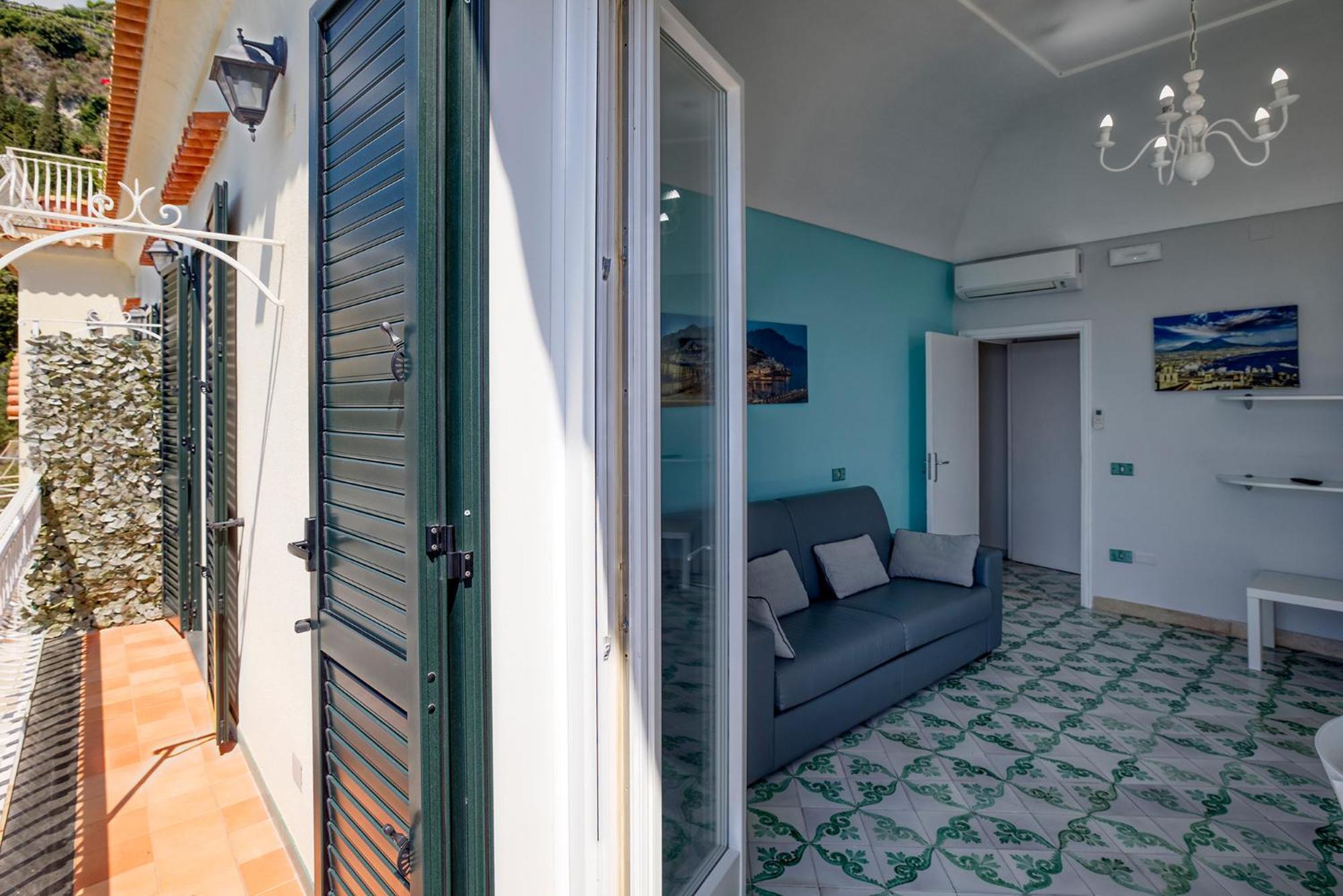 Apartments Amalfi Design Sea View Accessible By 250 Steps Eksteriør billede
