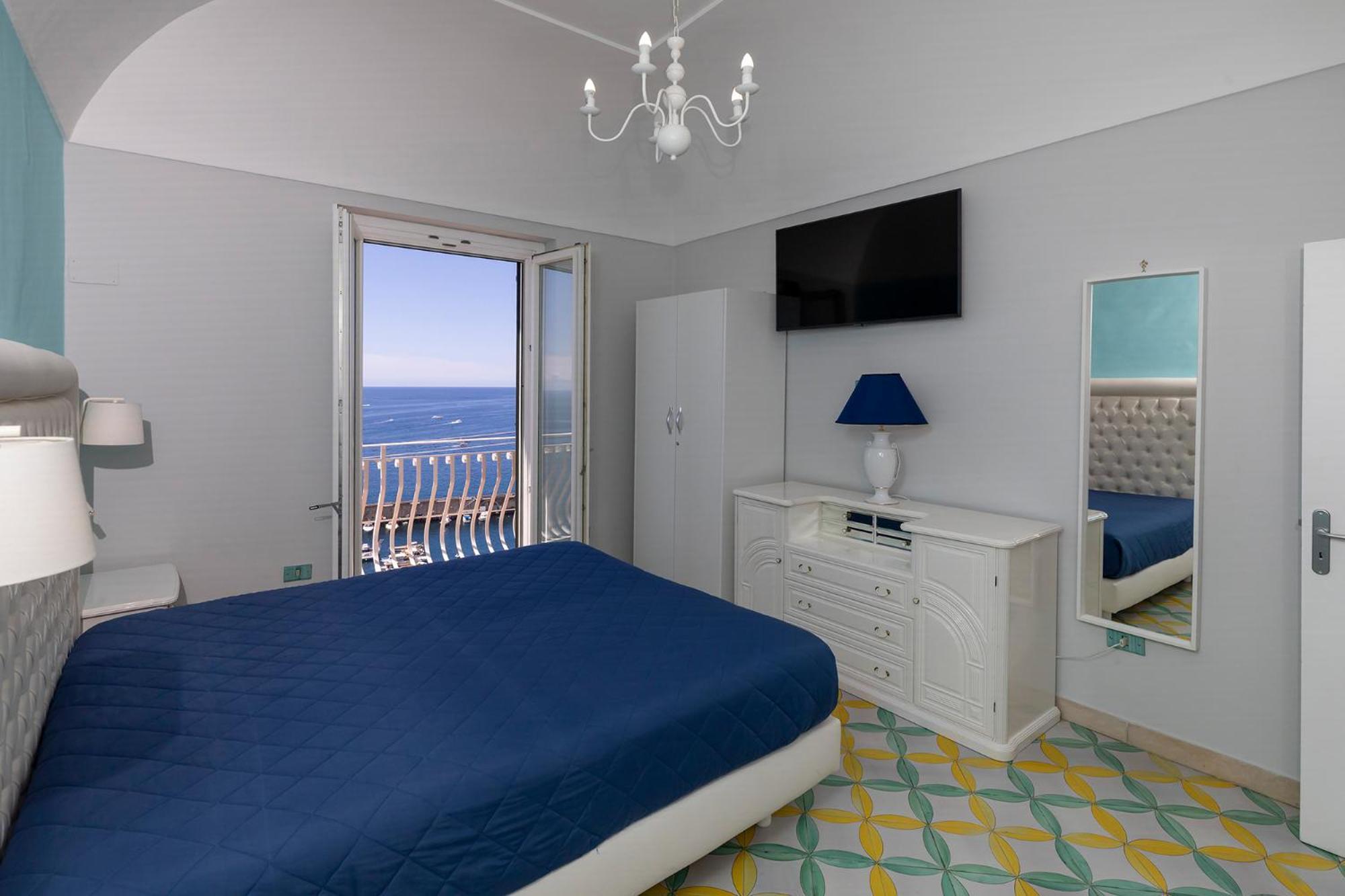 Apartments Amalfi Design Sea View Accessible By 250 Steps Eksteriør billede