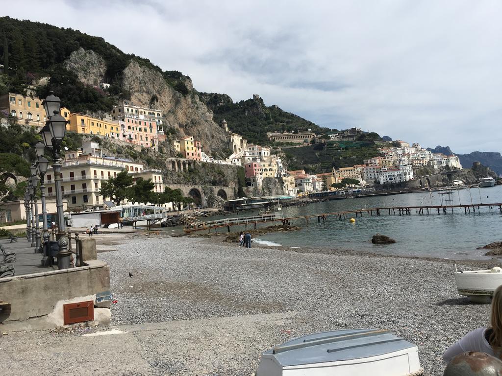 Apartments Amalfi Design Sea View Accessible By 250 Steps Eksteriør billede