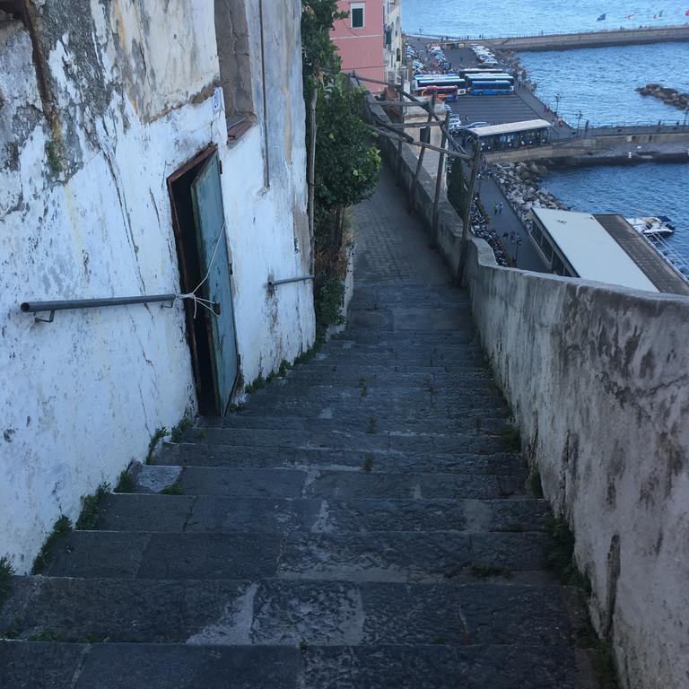 Apartments Amalfi Design Sea View Accessible By 250 Steps Eksteriør billede