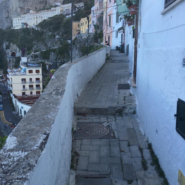 Apartments Amalfi Design Sea View Accessible By 250 Steps Eksteriør billede